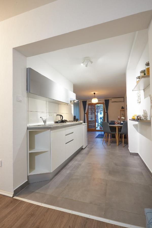 Apartment Blue Пореч Екстер'єр фото